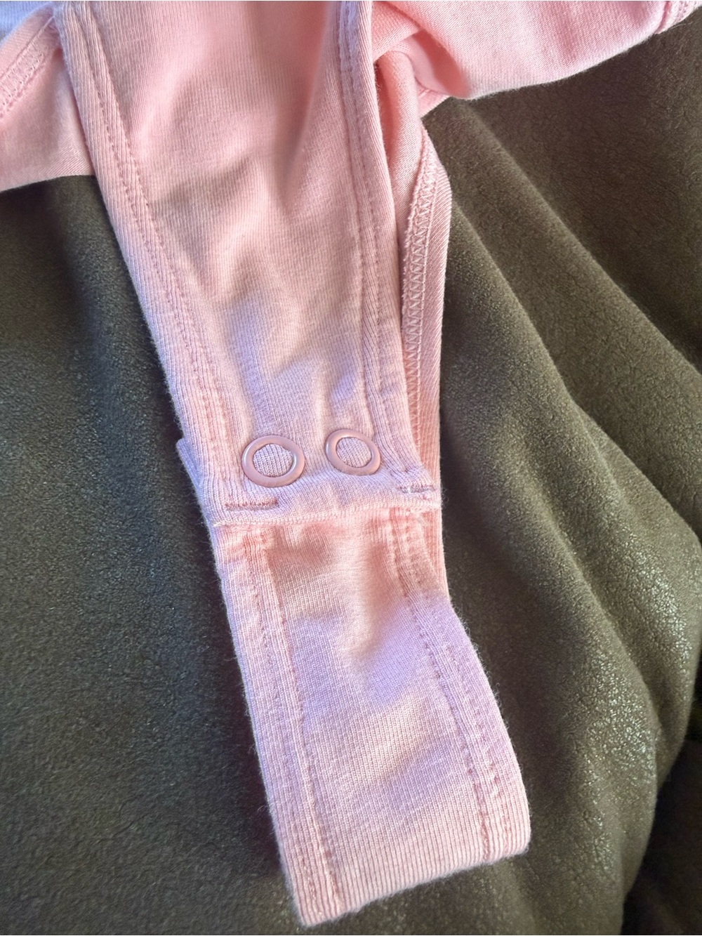 Colsie Pink Ruched Keyhole Bodysuit - Picture 6 of 7